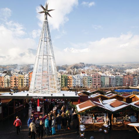 Hotel-Grauer-Baer-Innsbruck-Tirol-Christkindlmarkt-Markthalle-Tag