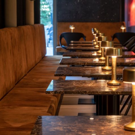 Steakrestaurant-Innsbruck-Woodfire-Bar-Seite-Lounge